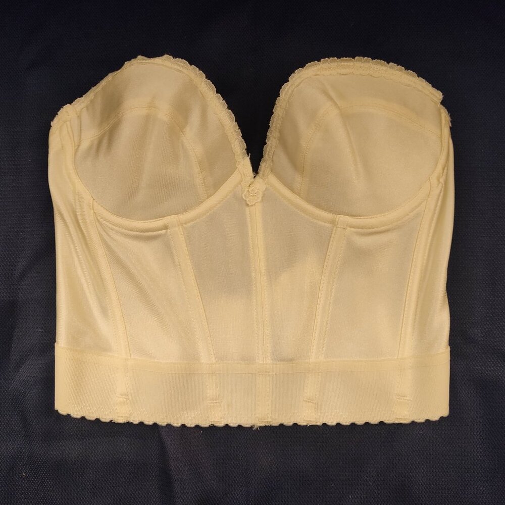 Vintage Carnival Women's 36B Lace Corset Bustier . Style 203 NWOT